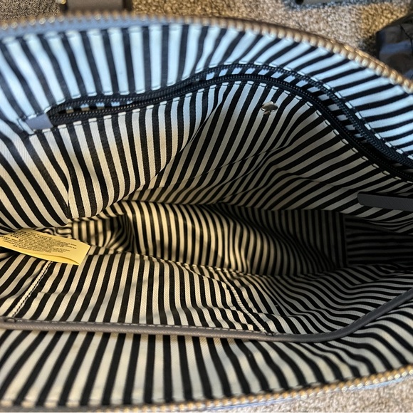 Kate Spade Medium Tote - Picture 7 of 9